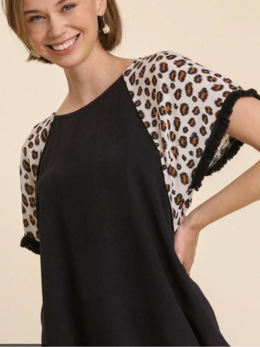 Umgee | Leopard Sleeve Black Women's Top | M